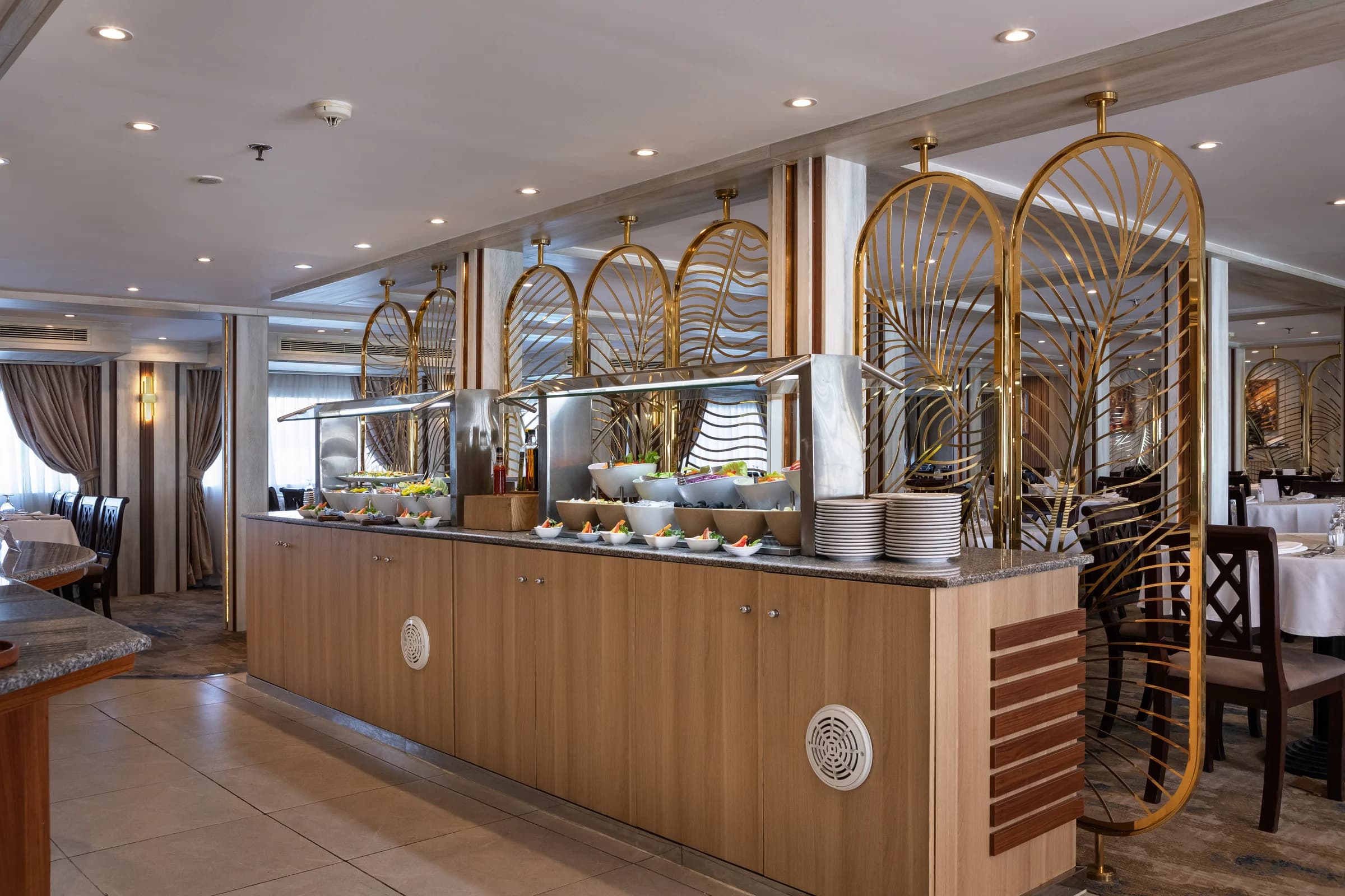 Buffet counter on the M/S Chateau Lafayette