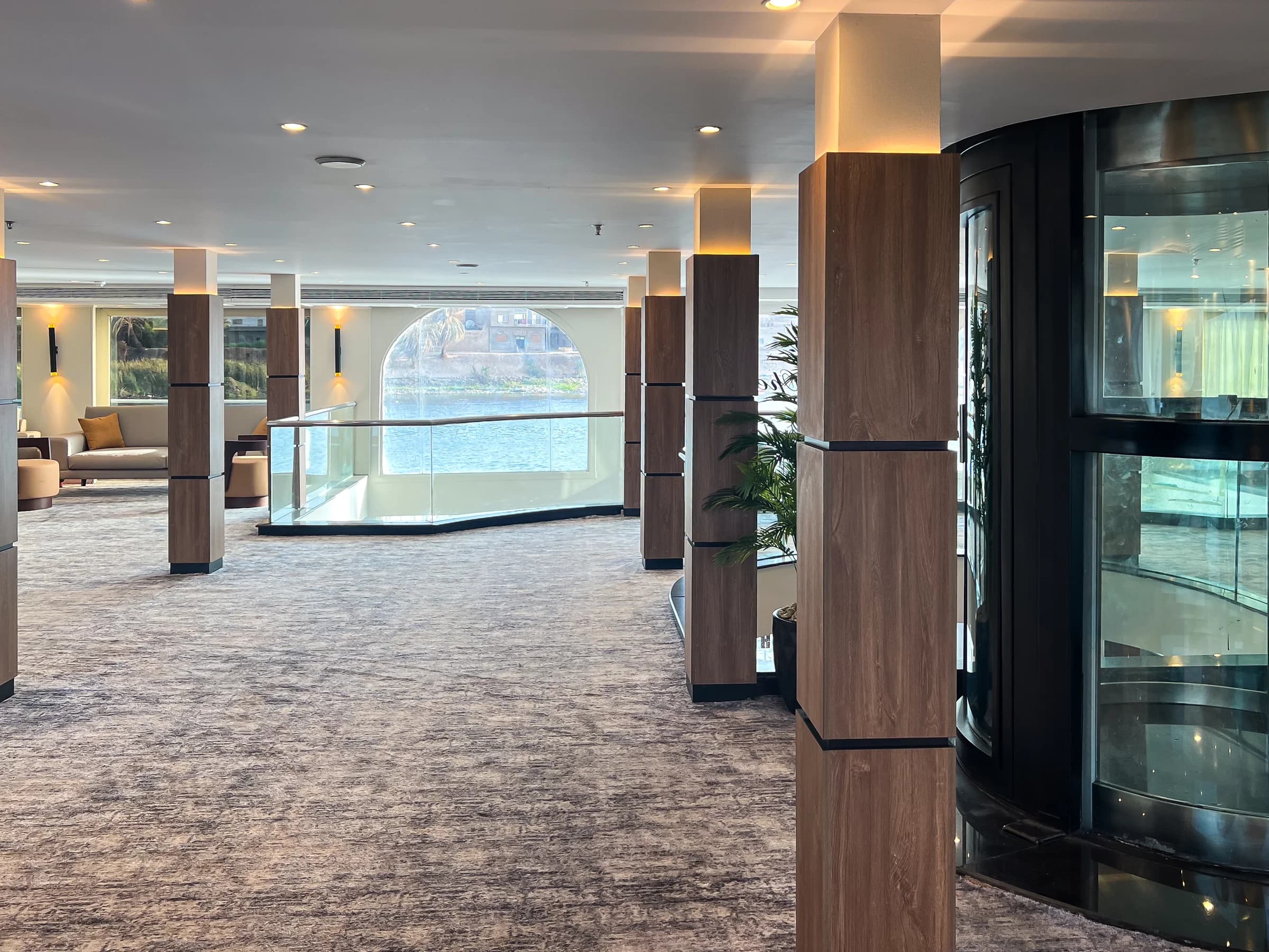 Lounge with river views on the M/S Ciela