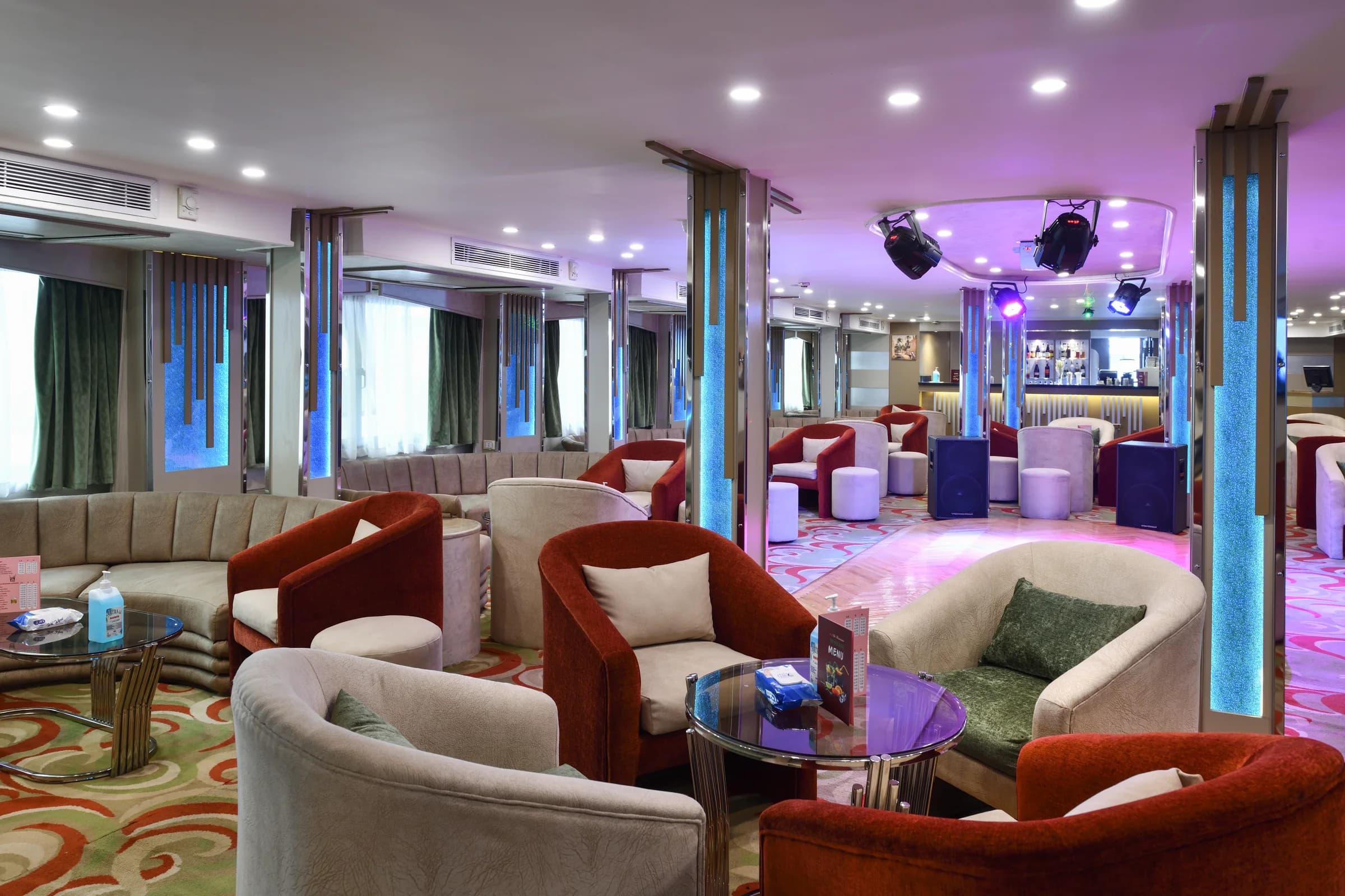 Bar lounge on the M/S Nile Treasure